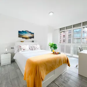 3-rooms-catedral-malaga.1costadelsol.com/