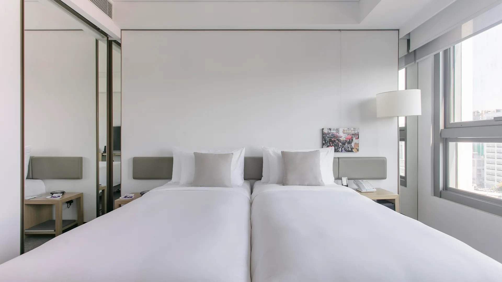 Hotel Stage Hong Kong